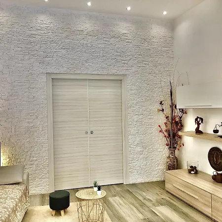 アパート Stazione - Moderno - Netflix & Amazon Prime Video *